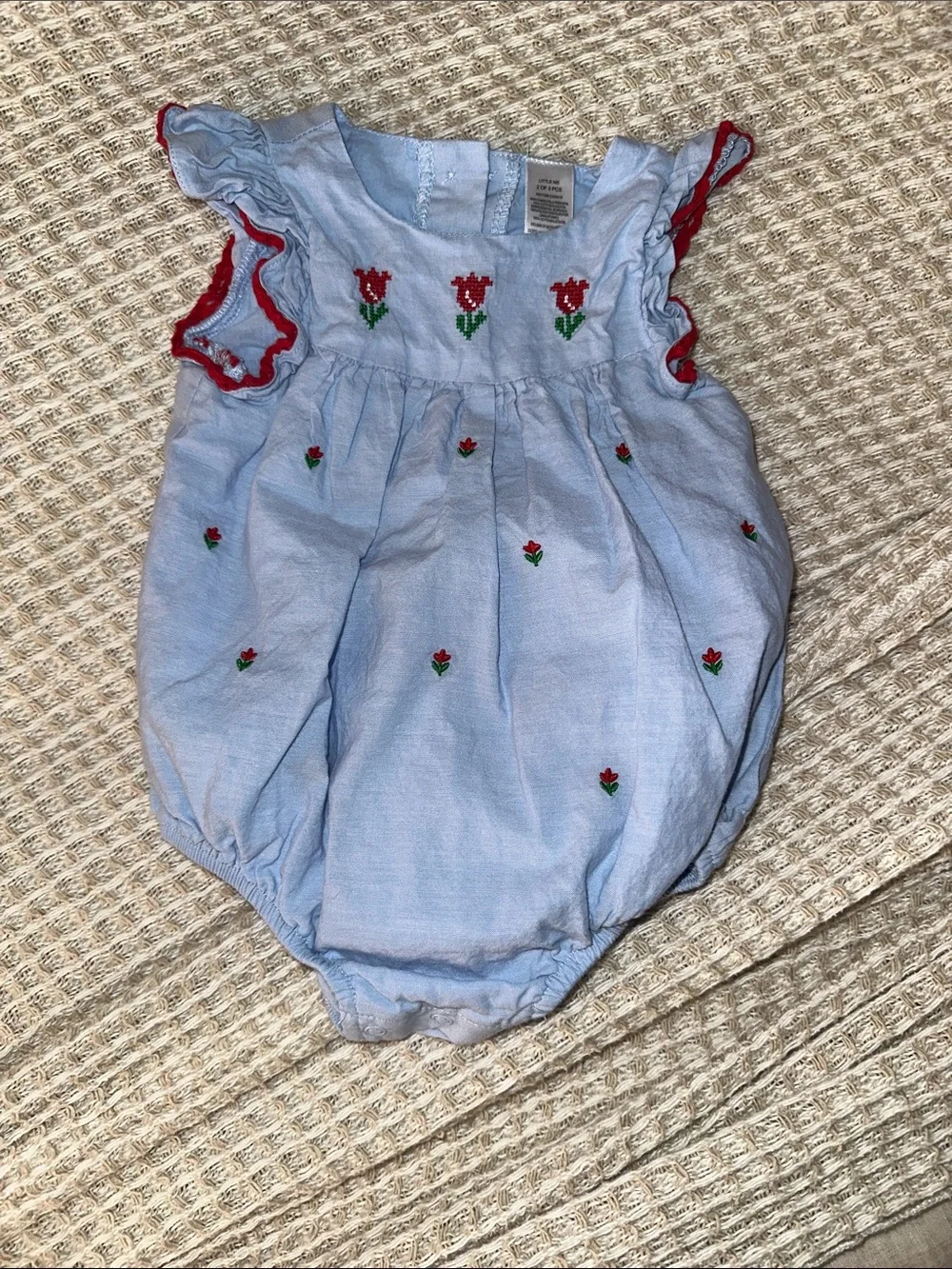 Bundle of 6 baby girl outfits